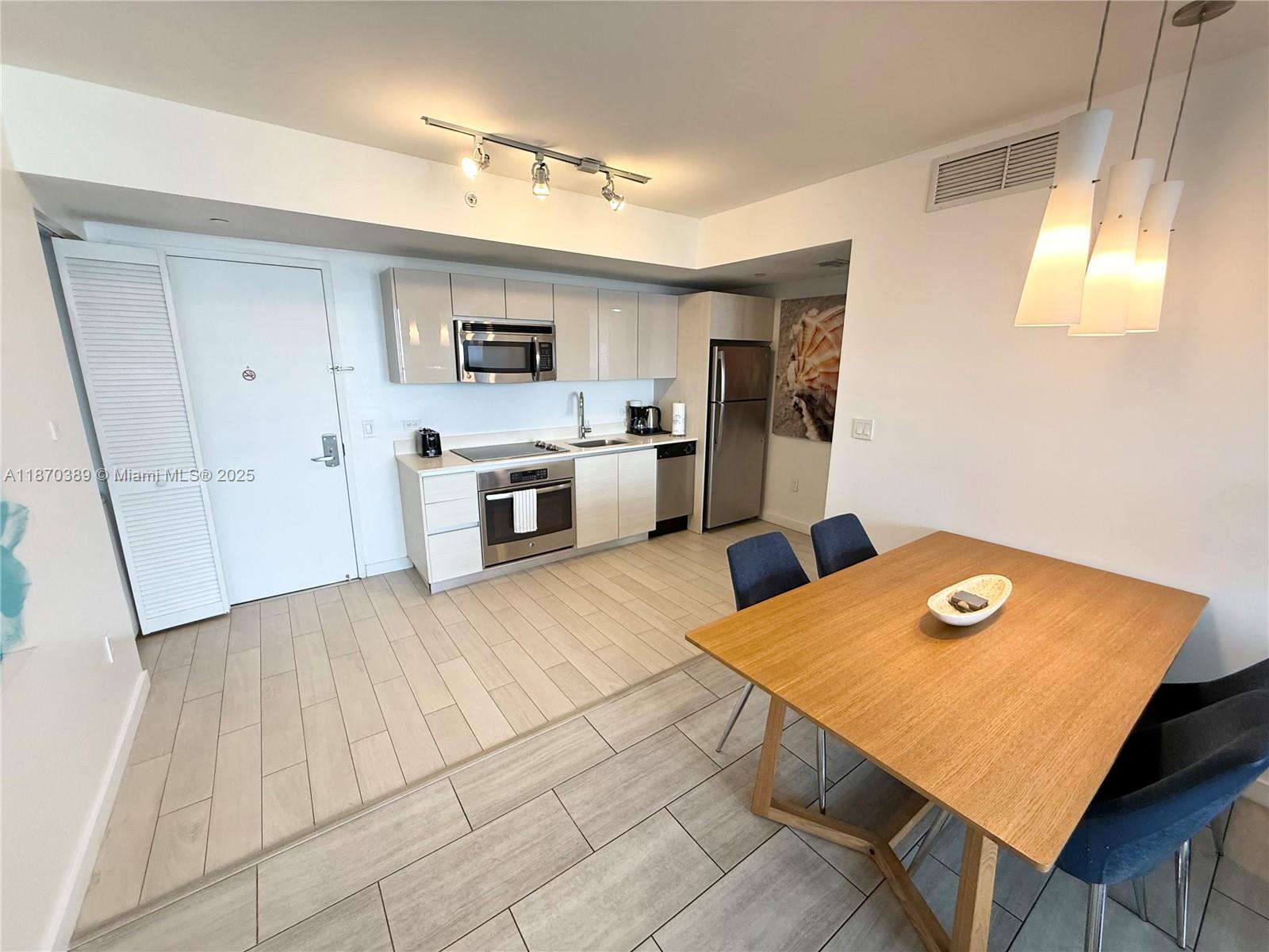Photo of 2602 Hallandale Beach Blvd #R2510, Hallandale Beach, Florida, 33009 -