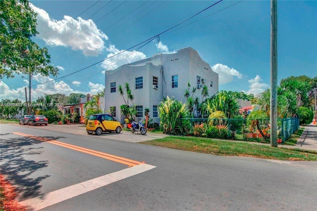 See details / 2899 sq. ft. $ 2025-09-02 0 Photo