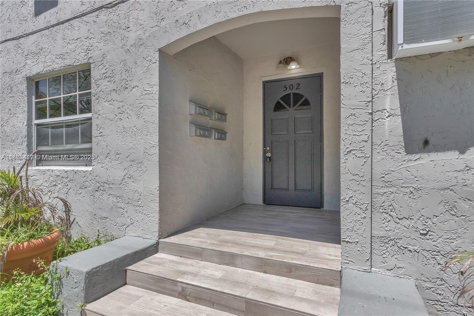 See details / 2899 sq. ft. $ 2025-09-02 0 Photo