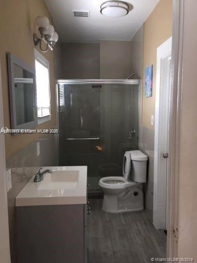See details / 2899 sq. ft. $ 2025-09-02 0 Photo