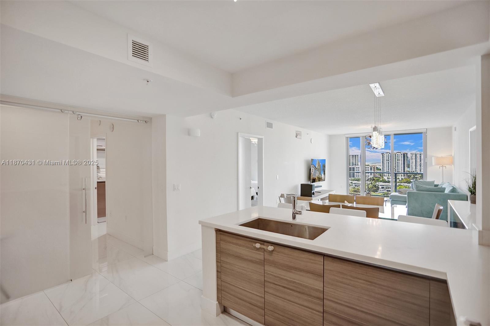 See details 5-1204 2 / 3 1541 sq. ft. $ 2025-09-02 0 Photo