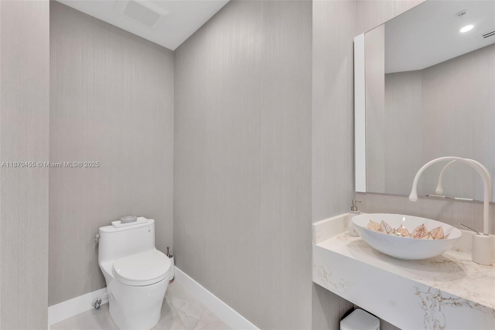 See details 4606 2 / 3 1614 sq. ft. $ 2025-09-02 0 Photo