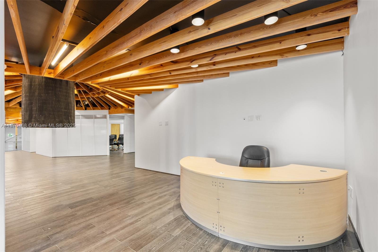   /   sq. ft. $ 2025-09-02 0 Photo