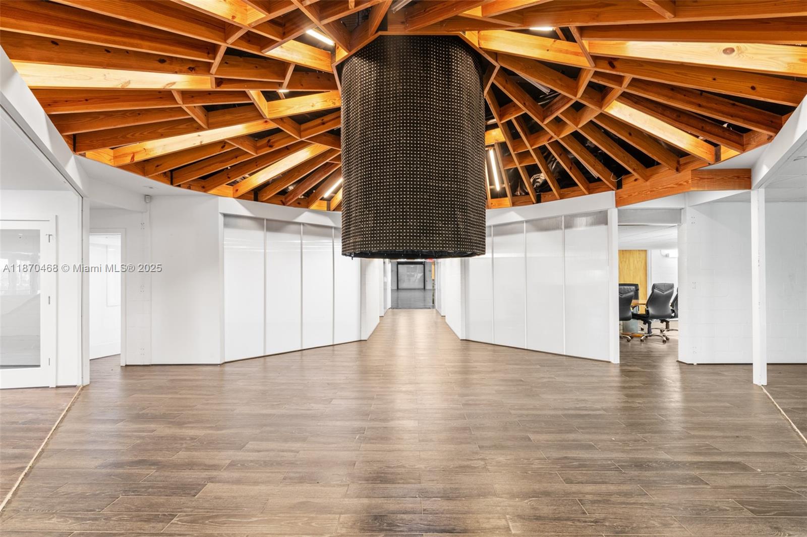   /   sq. ft. $ 2025-09-02 0 Photo