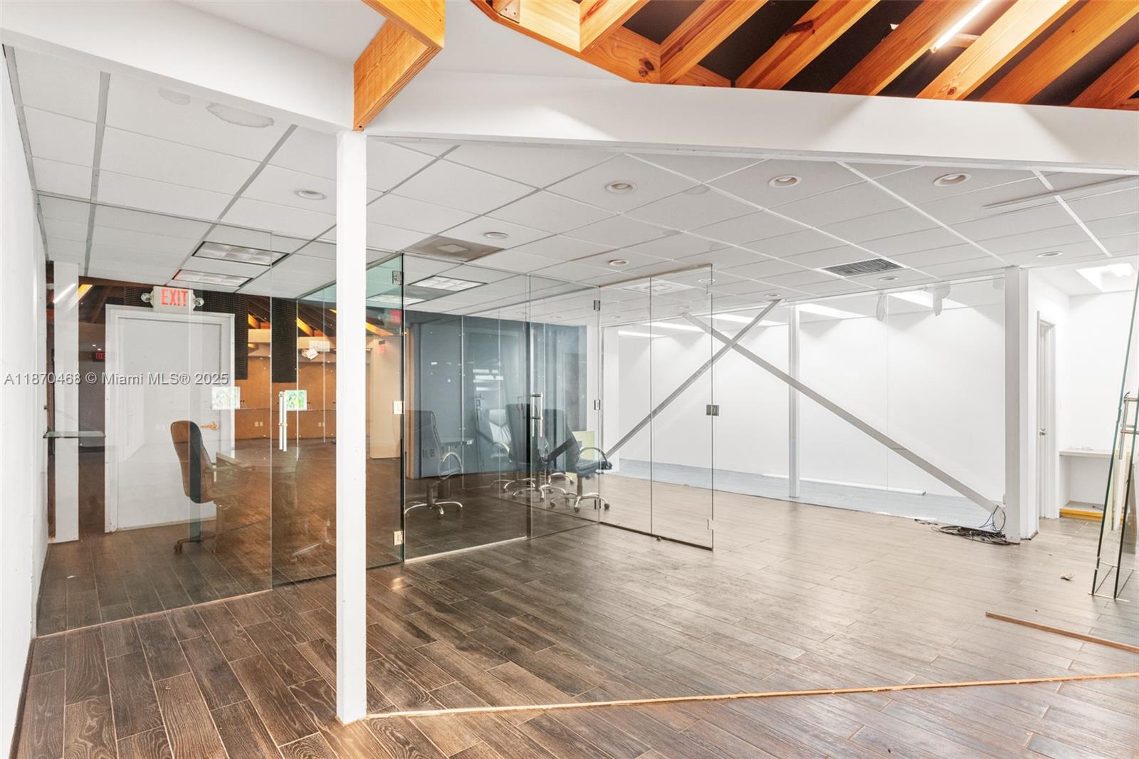   /   sq. ft. $ 2025-09-02 0 Photo