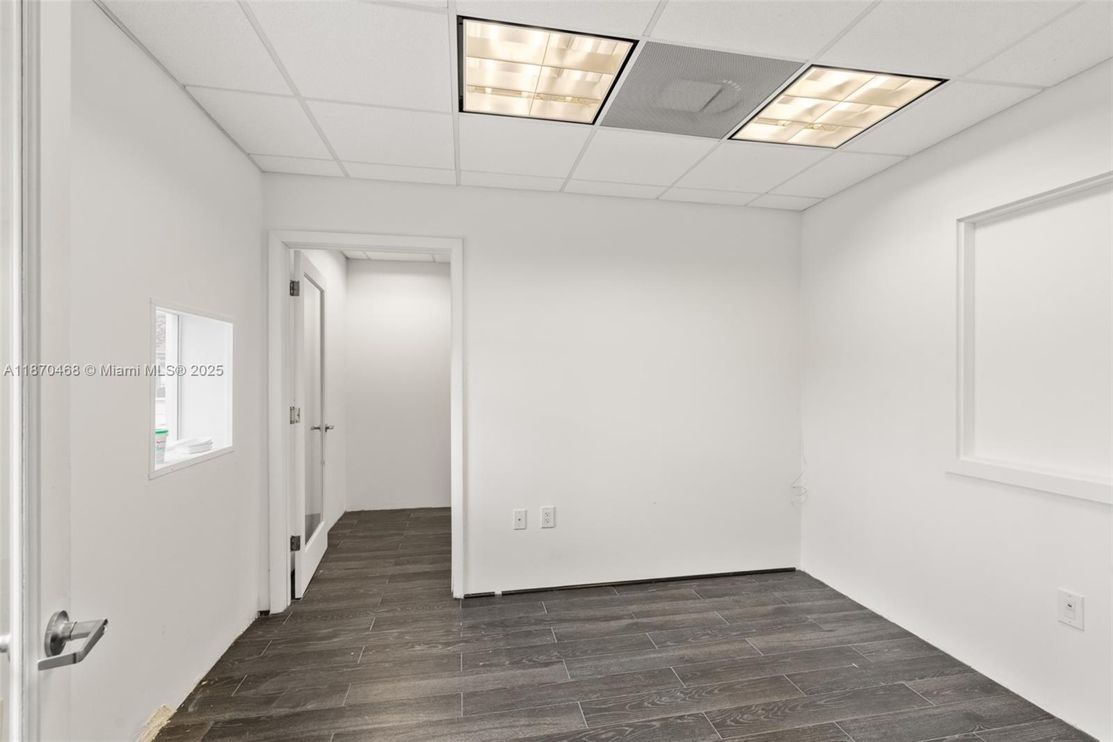   /   sq. ft. $ 2025-09-02 0 Photo