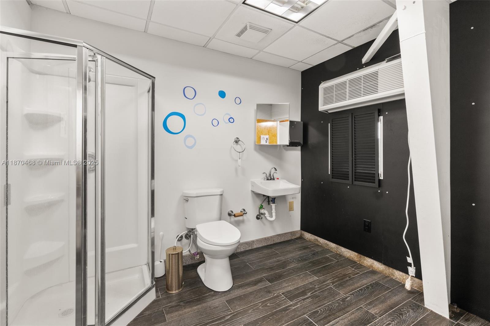   /   sq. ft. $ 2025-09-02 0 Photo