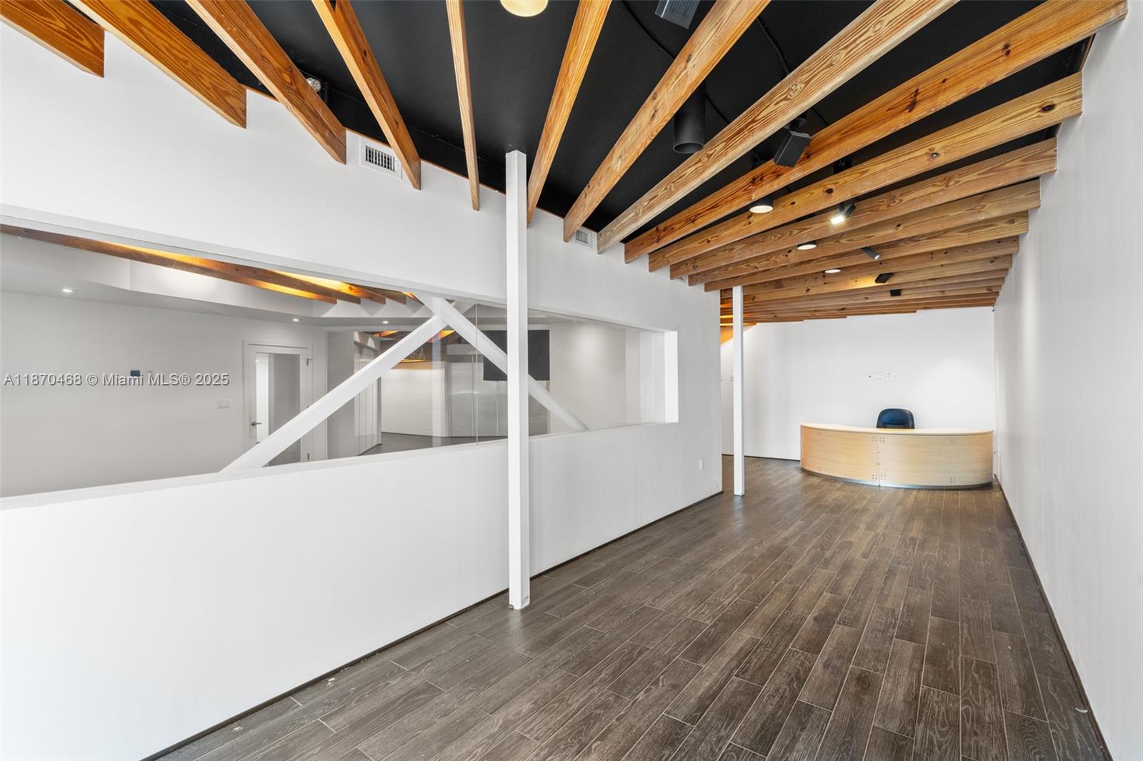   /   sq. ft. $ 2025-09-02 0 Photo