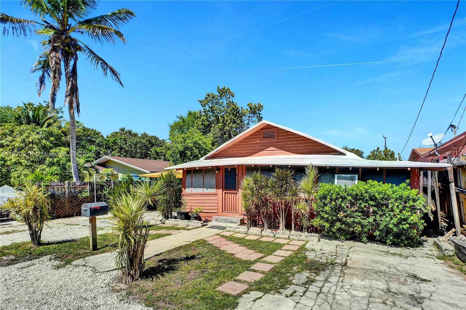 See details / 1558 sq. ft. $ 2025-09-02 0 Photo