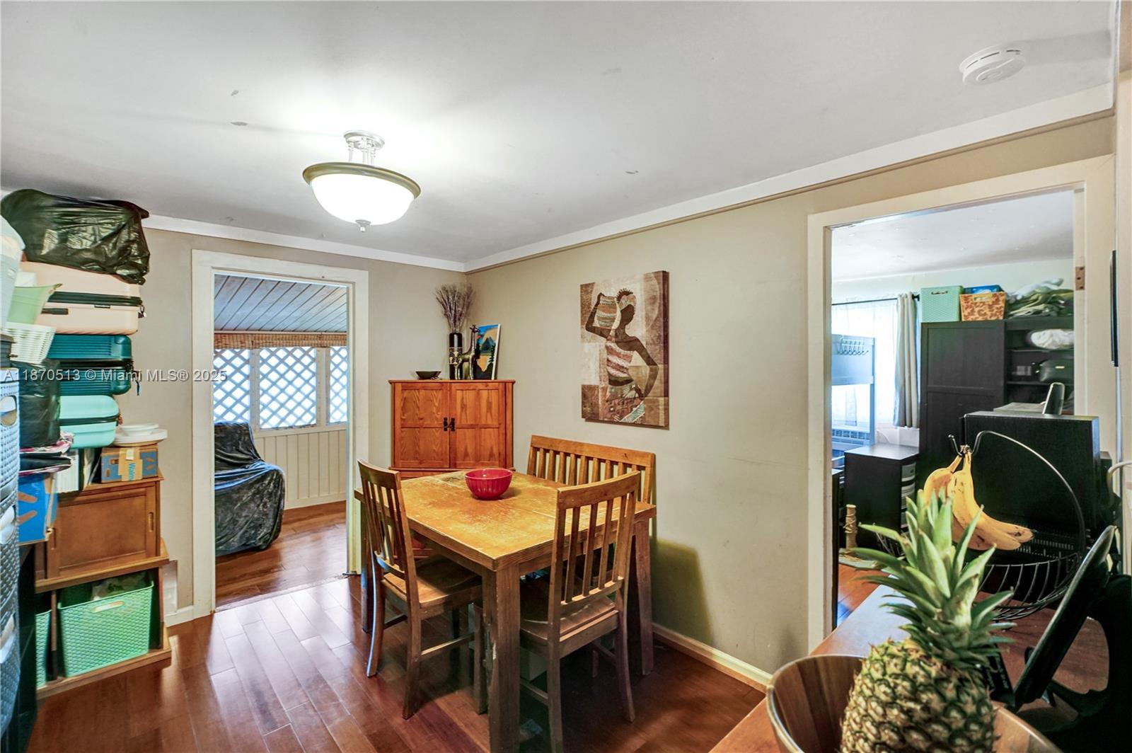 See details / 1558 sq. ft. $ 2025-09-02 0 Photo