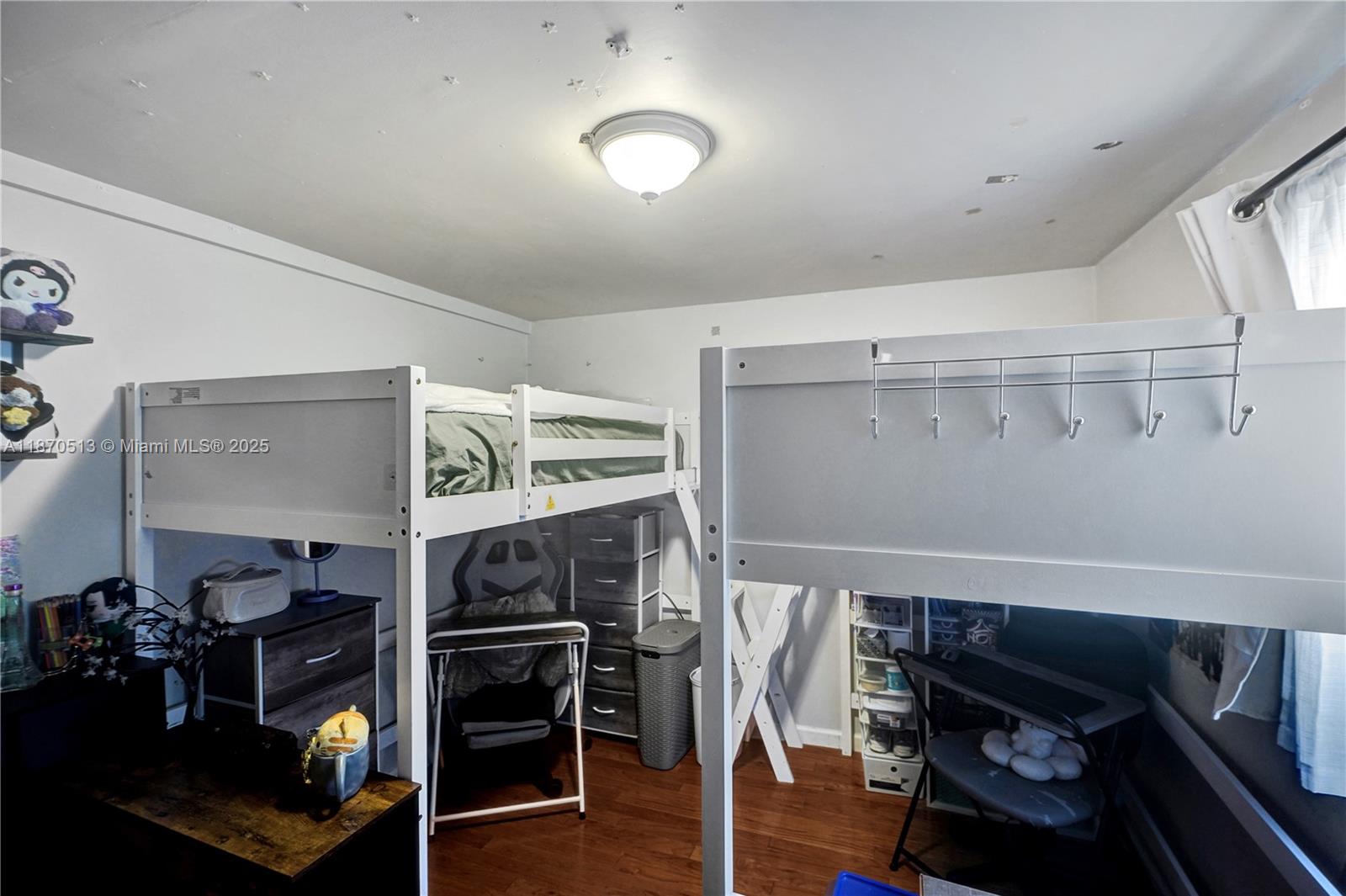 See details / 1558 sq. ft. $ 2025-09-02 0 Photo