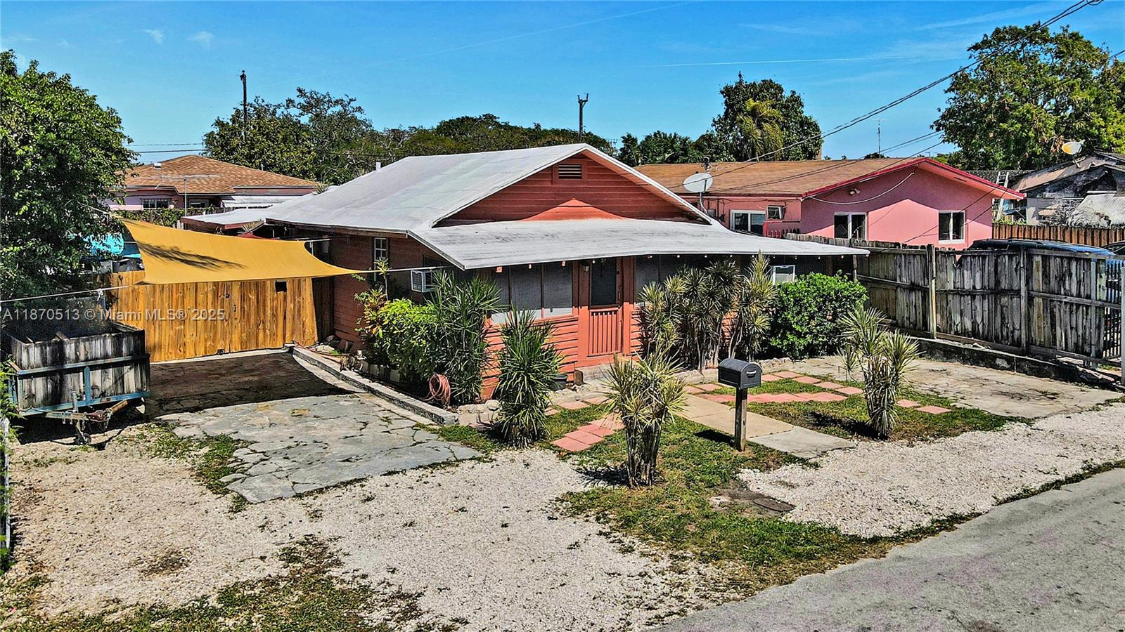 See details / 1558 sq. ft. $ 2025-09-02 0 Photo