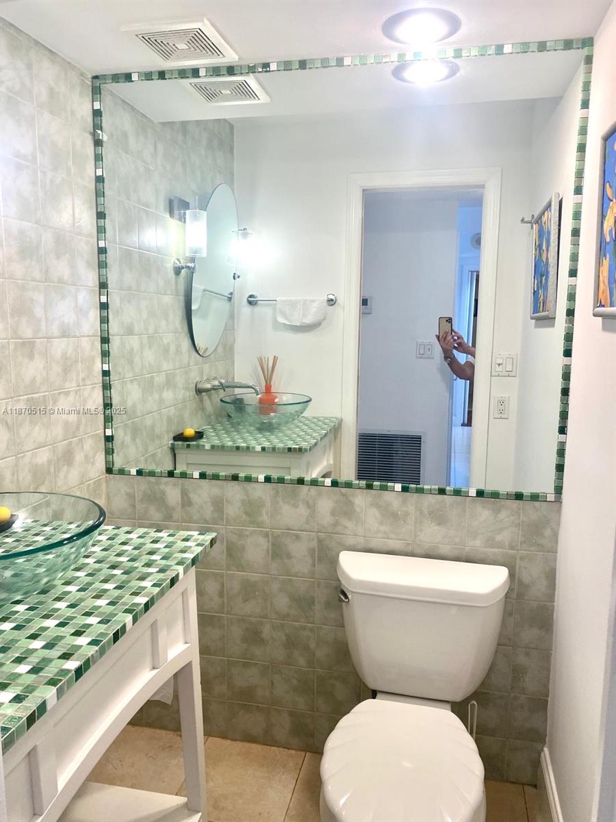 515 1 / 2 943 sq. ft. $ 2025-09-02 0 Photo