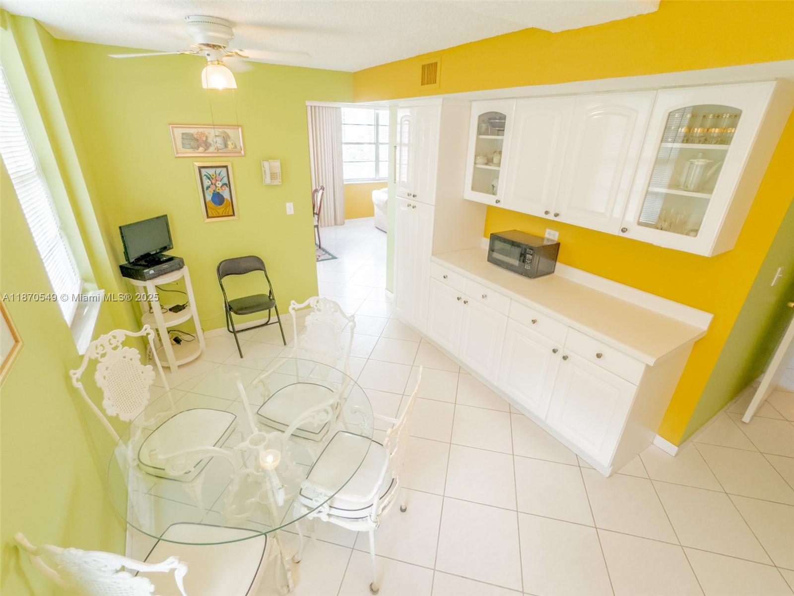 1605 2 / 2 1789 sq. ft. $ 2025-09-02 0 Photo
