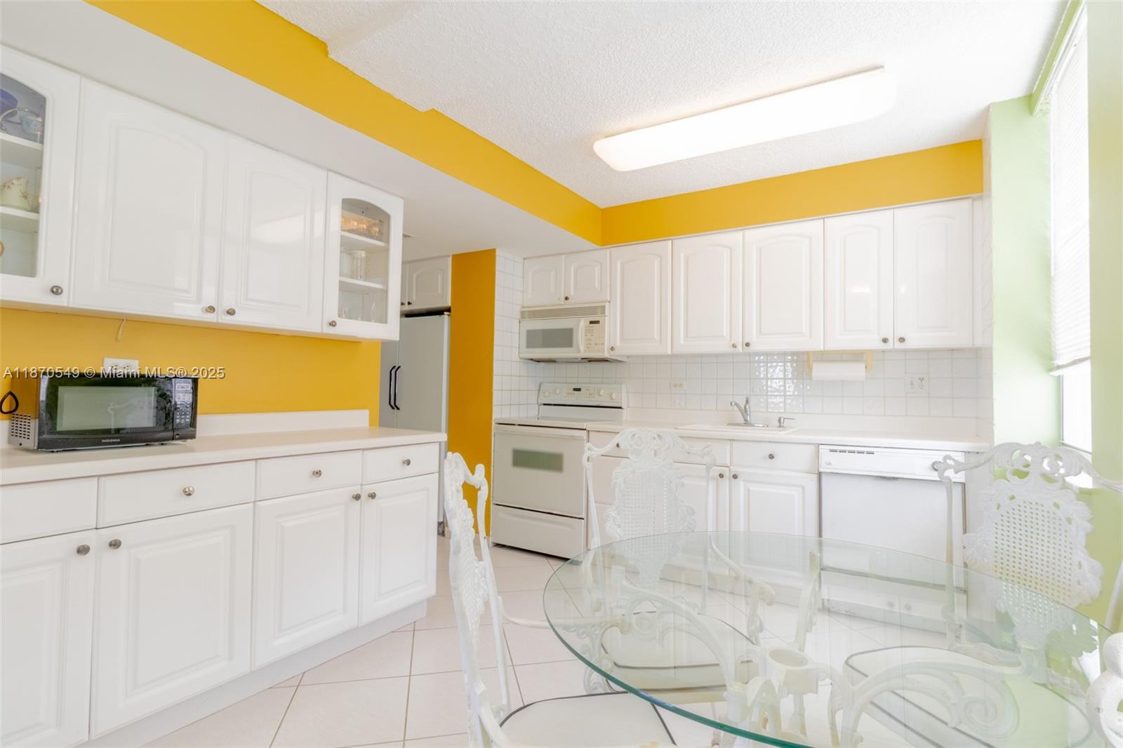 1605 2 / 2 1789 sq. ft. $ 2025-09-02 0 Photo