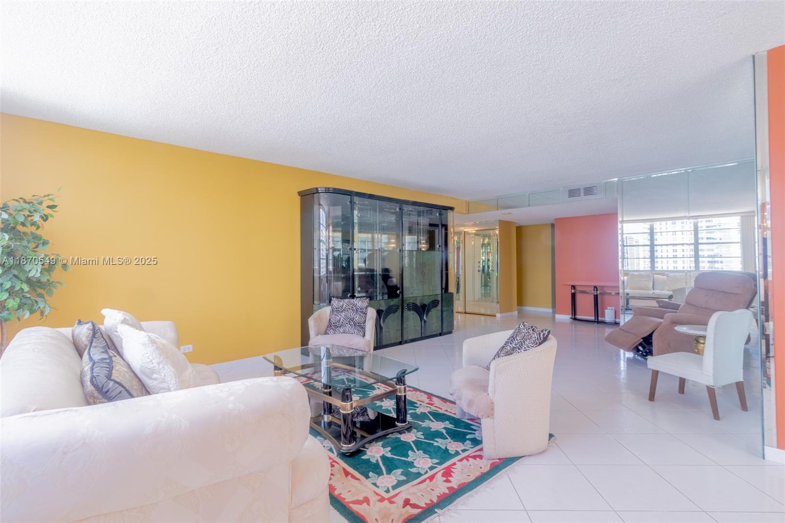 1605 2 / 2 1789 sq. ft. $ 2025-09-02 0 Photo
