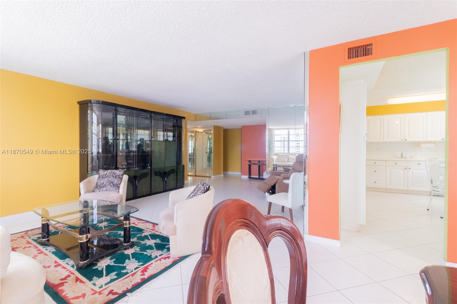 1605 2 / 2 1789 sq. ft. $ 2025-09-02 0 Photo