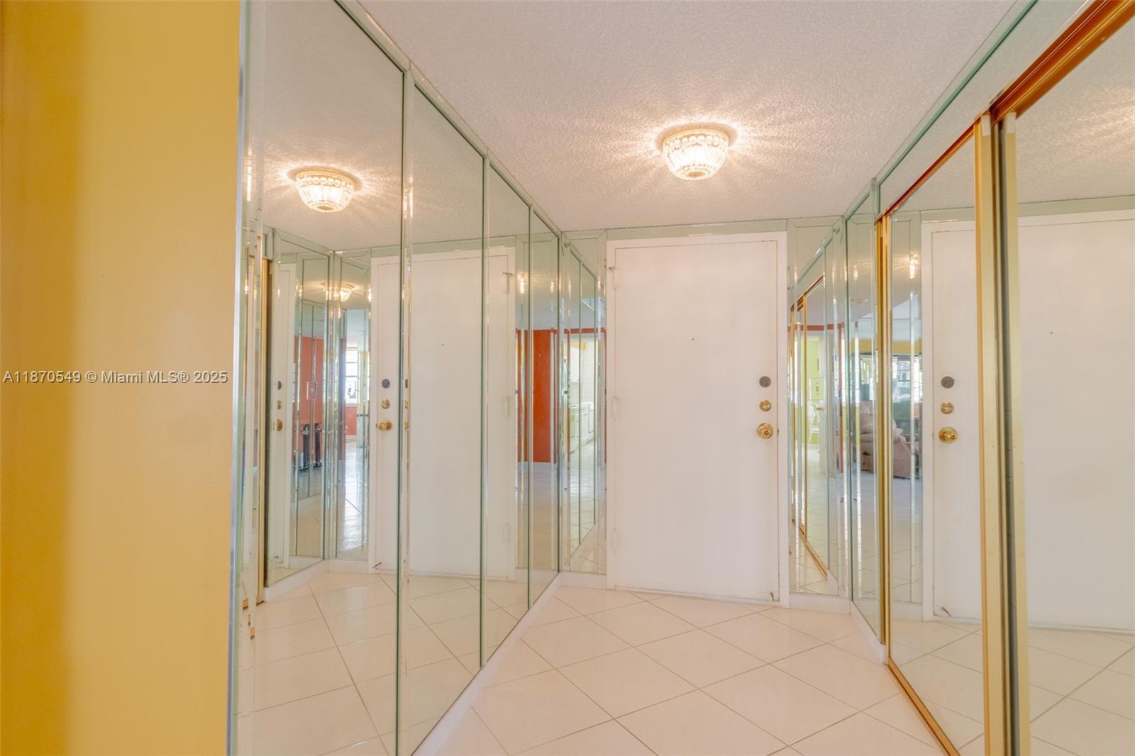 1605 2 / 2 1789 sq. ft. $ 2025-09-02 0 Photo