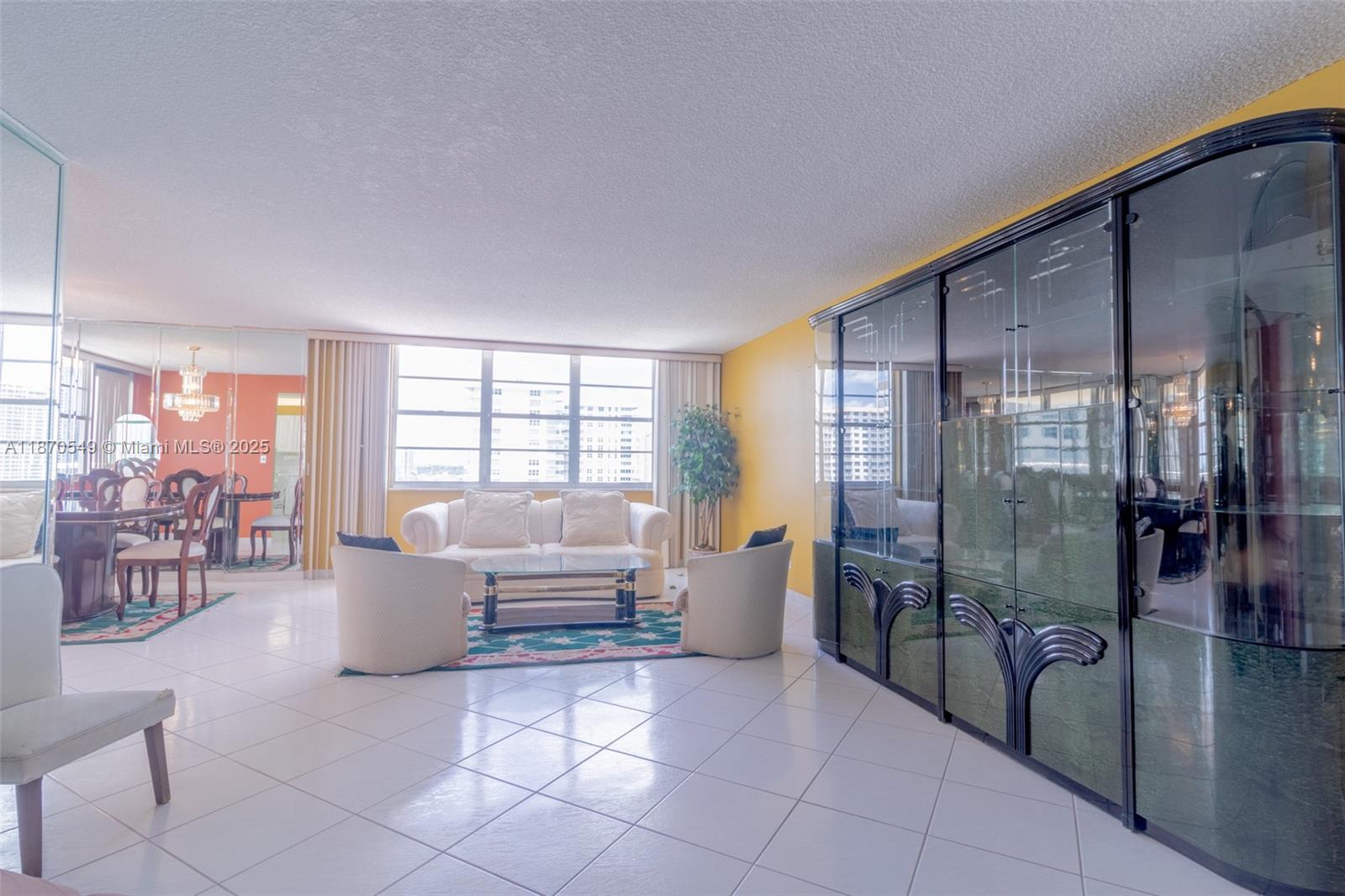 1605 2 / 2 1789 sq. ft. $ 2025-09-02 0 Photo