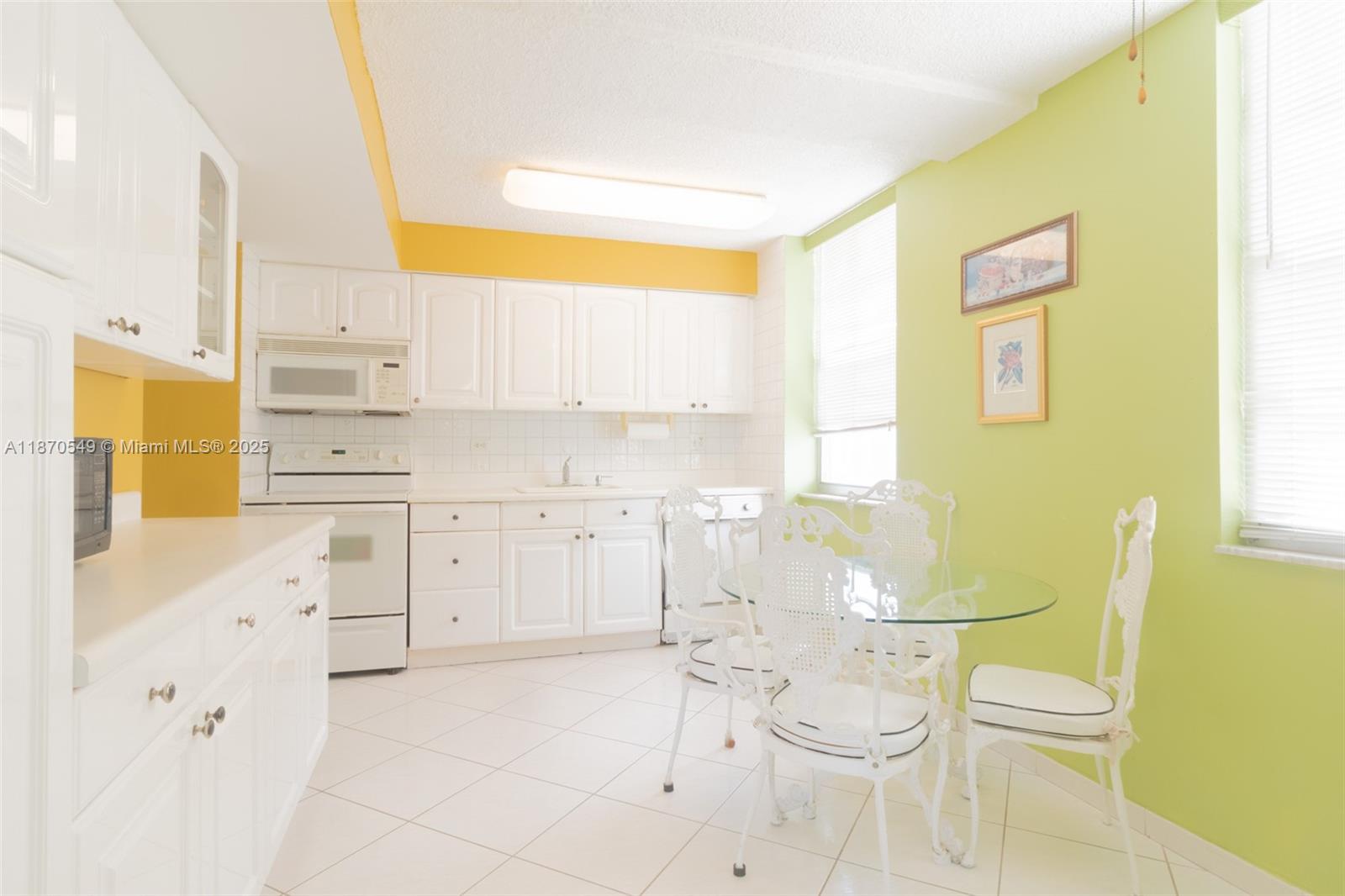 1605 2 / 2 1789 sq. ft. $ 2025-09-02 0 Photo