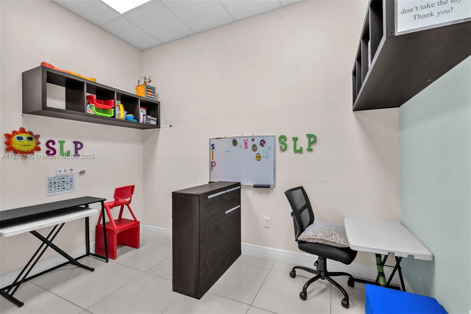 B-10  /   sq. ft. $ 2025-09-02 0 foto