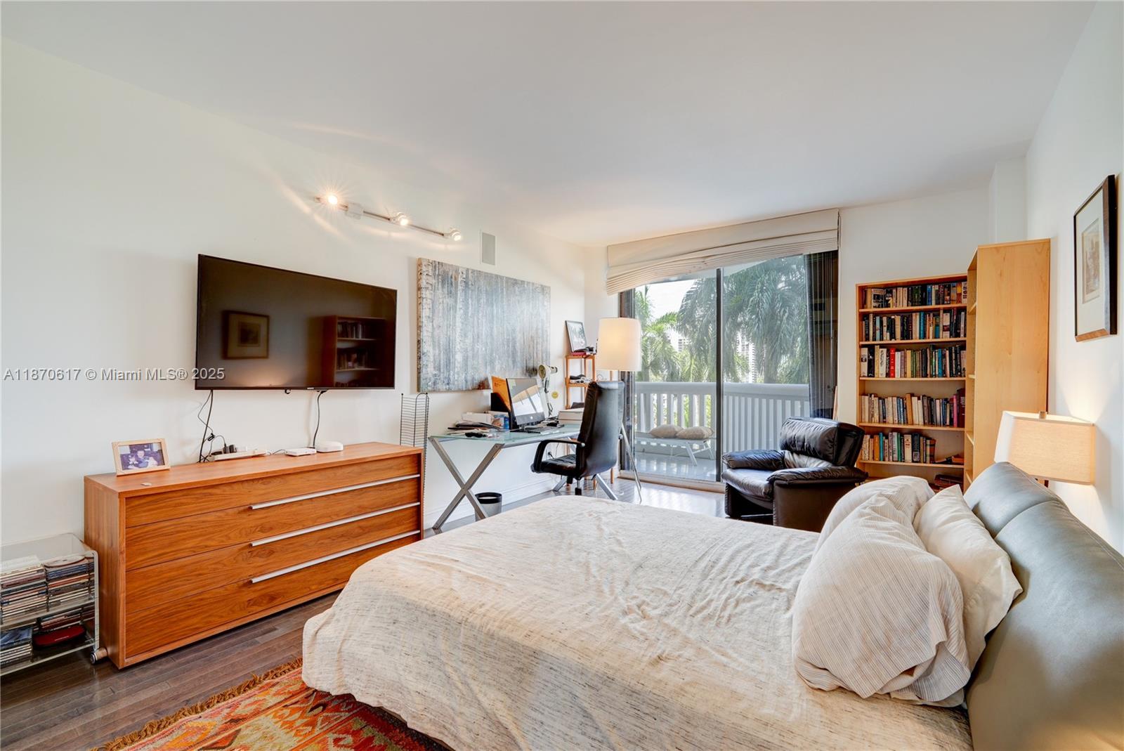 710 2 / 2 1750 sq. ft. $ 2025-09-02 0 Photo