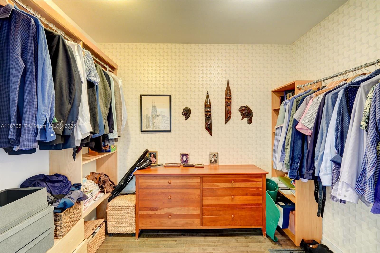 710 2 / 2 1750 sq. ft. $ 2025-09-02 0 Photo
