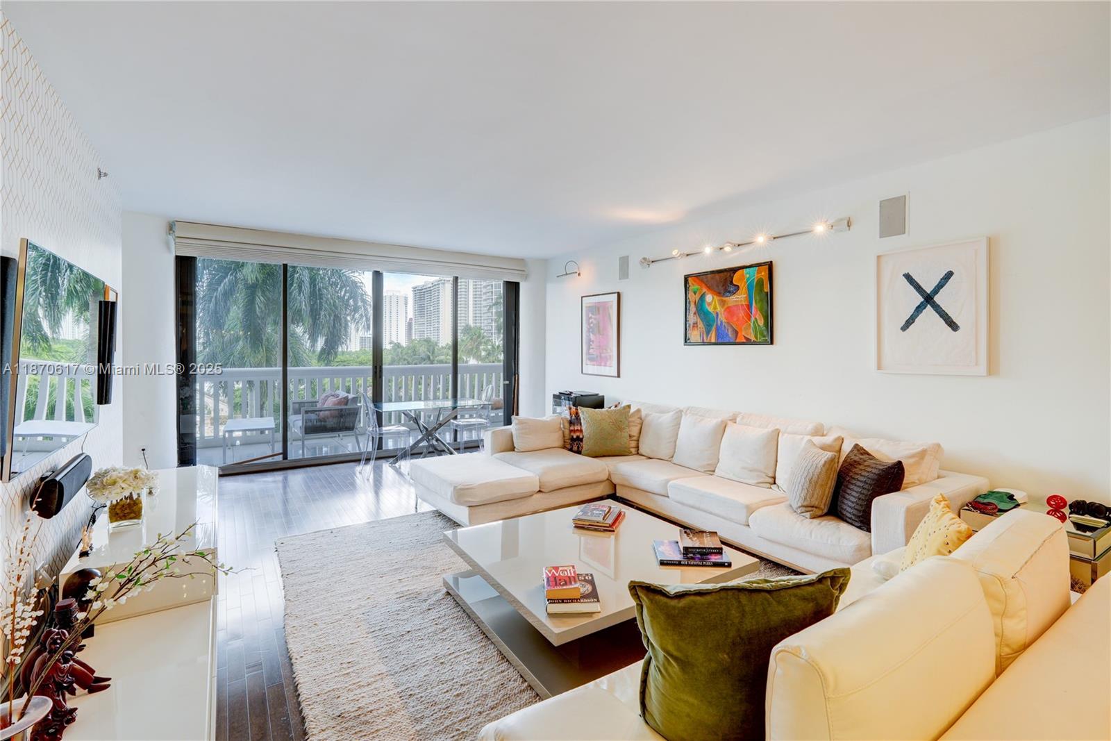 710 2 / 2 1750 sq. ft. $ 2025-09-02 0 Photo