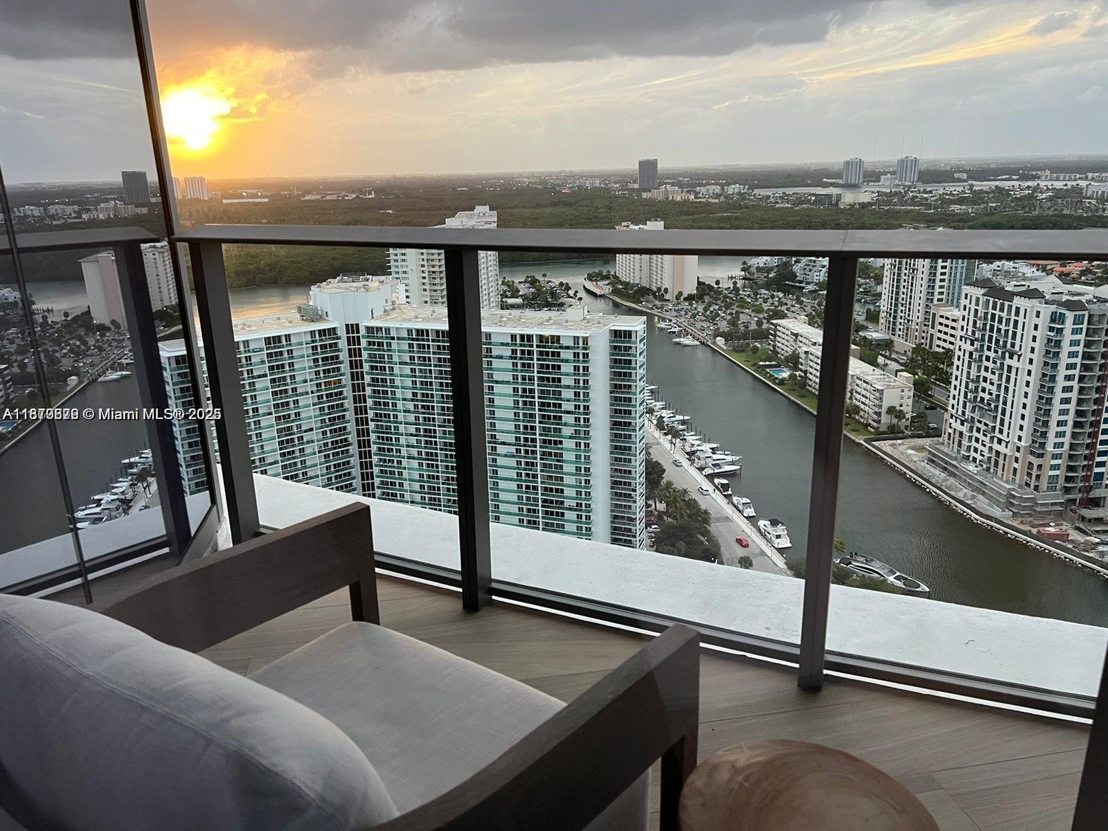 Ver detalles 2703 2 / 3 1447 sq. ft. $ 2025-09-02 0 foto