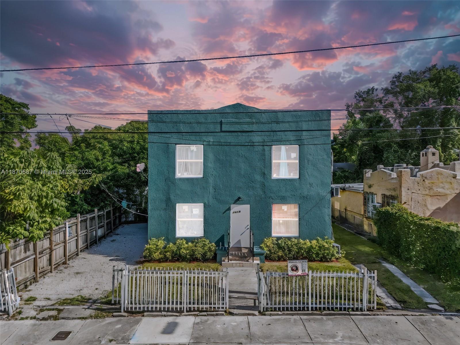 See details / 2904 sq. ft. $ 2025-09-02 0 Photo