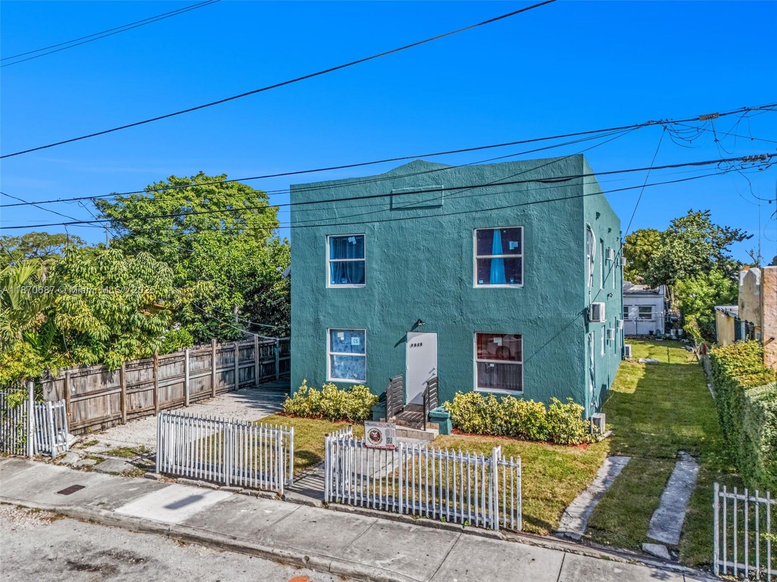 See details / 2904 sq. ft. $ 2025-09-02 0 Photo
