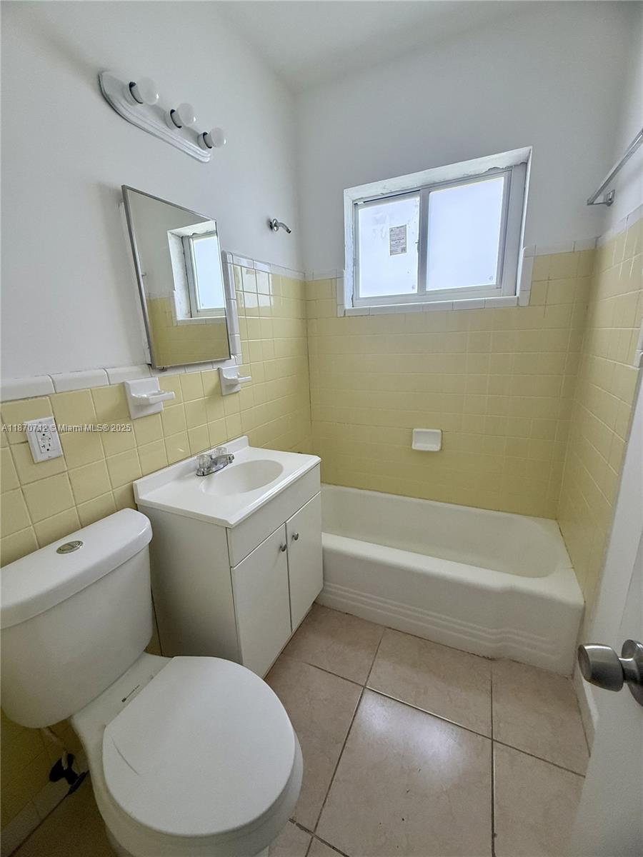See details / 1825 sq. ft. $ 2025-09-02 0 Photo