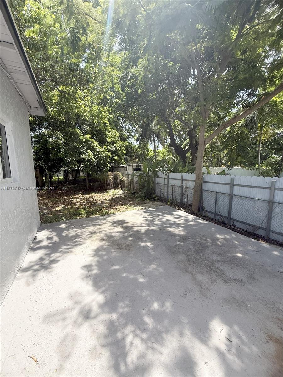 See details / 1825 sq. ft. $ 2025-09-02 0 Photo