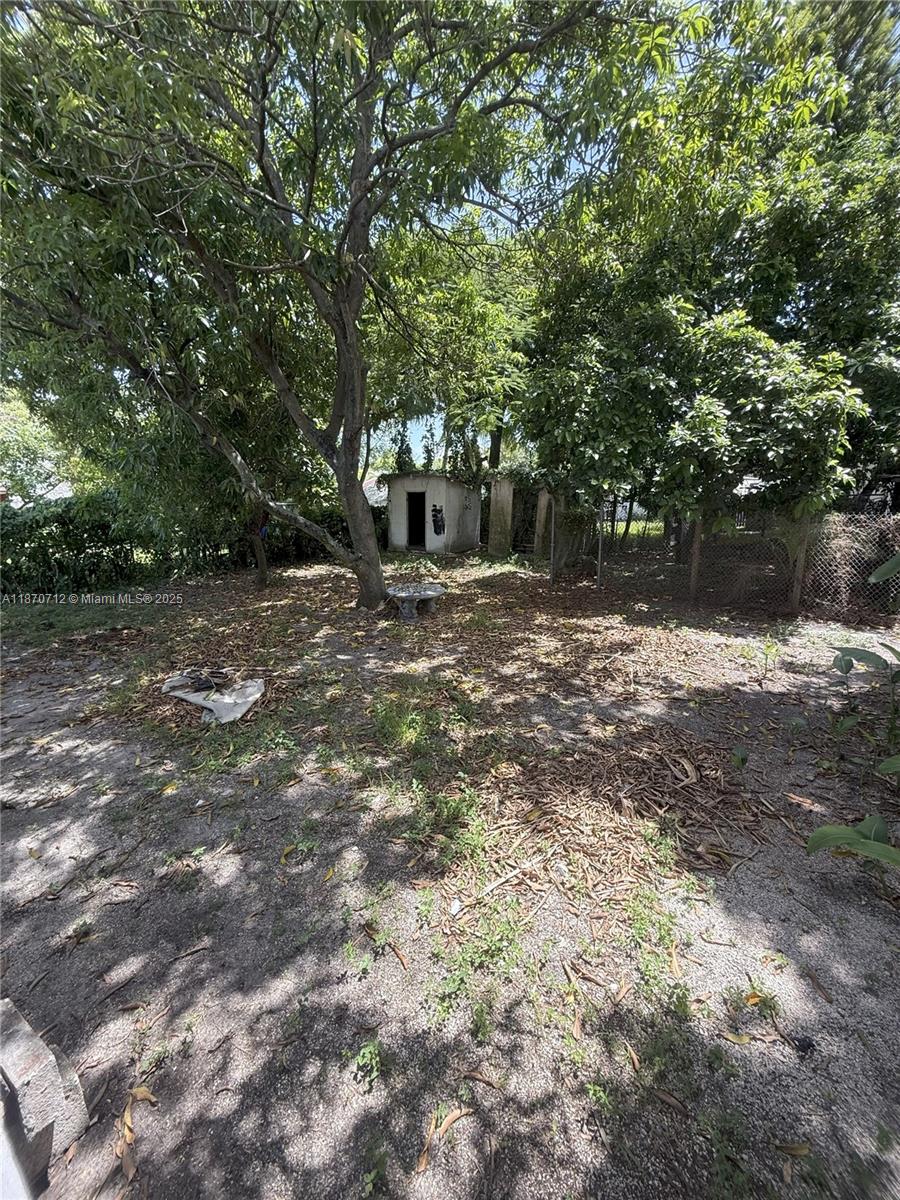 See details / 1825 sq. ft. $ 2025-09-02 0 Photo