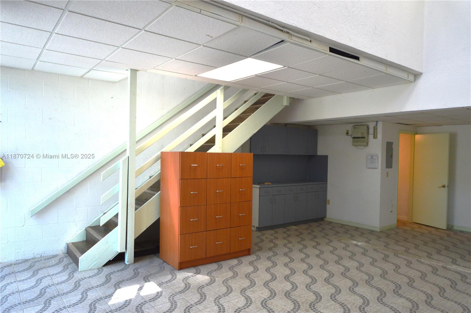See details 8 / sq. ft. $ 2025-09-02 0 Photo