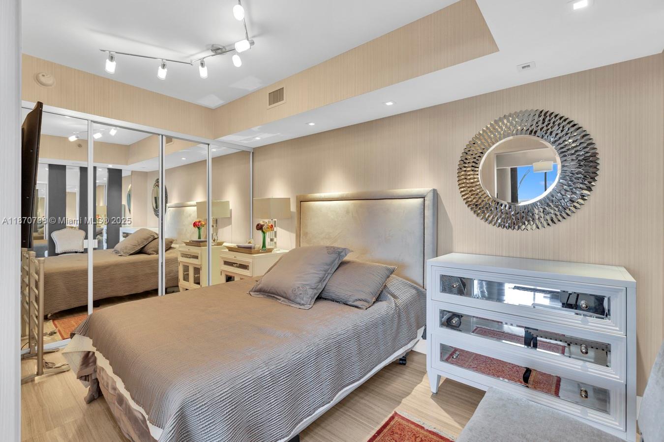 1405 2 / 2 1750 sq. ft. $ 2025-09-02 0 Photo
