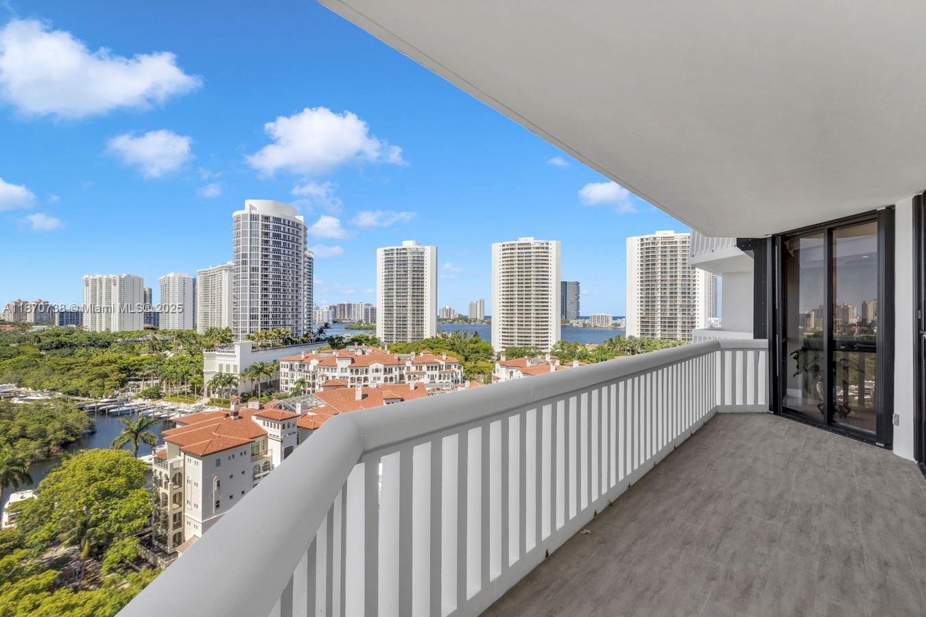 1405 2 / 2 1750 sq. ft. $ 2025-09-02 0 Photo