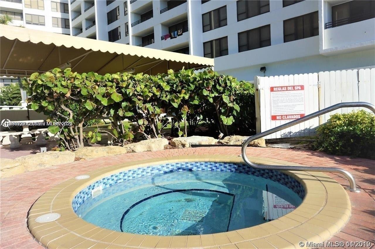 Photo of 3505 Ocean Dr  #911, Hollywood, Florida, 33019 - 