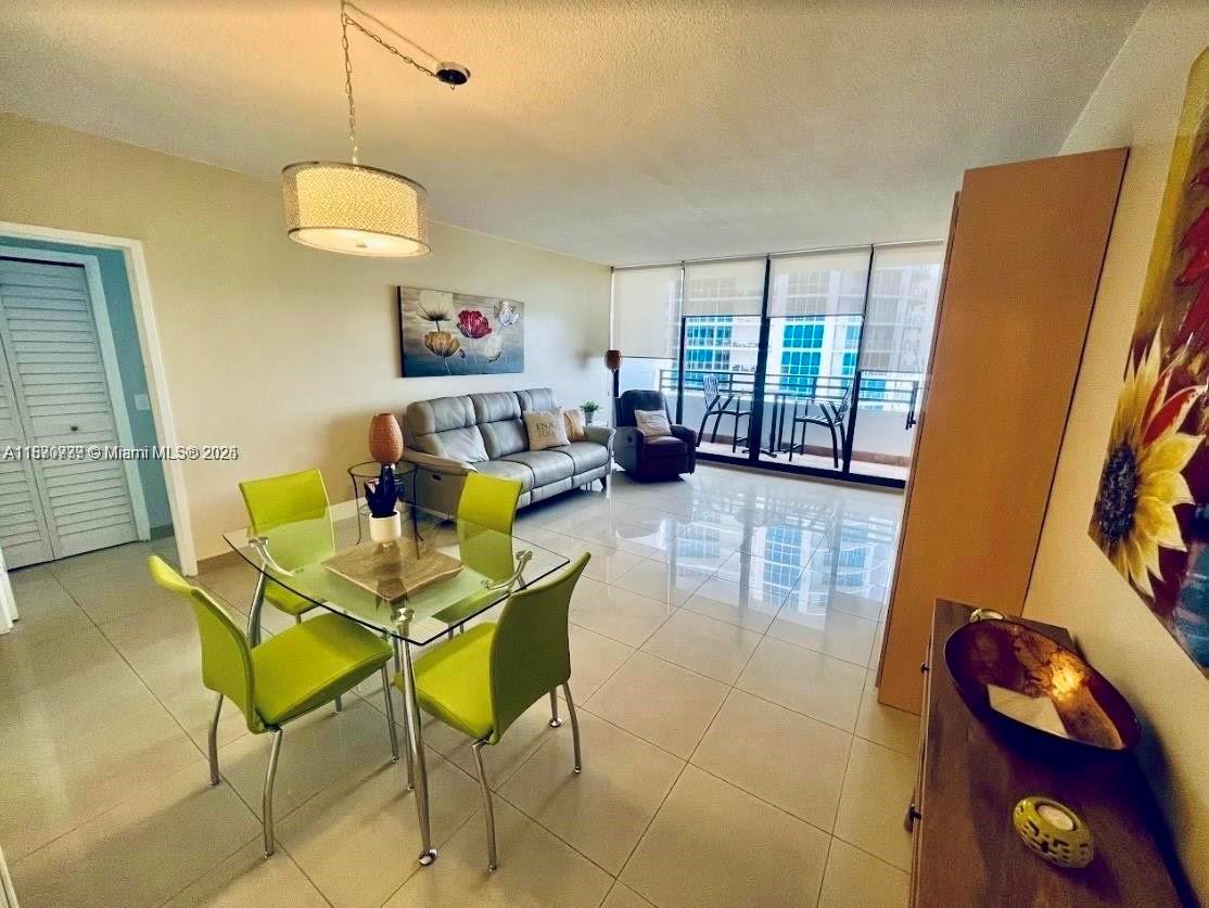 Photo of 3505 Ocean Dr  #911, Hollywood, Florida, 33019 - 