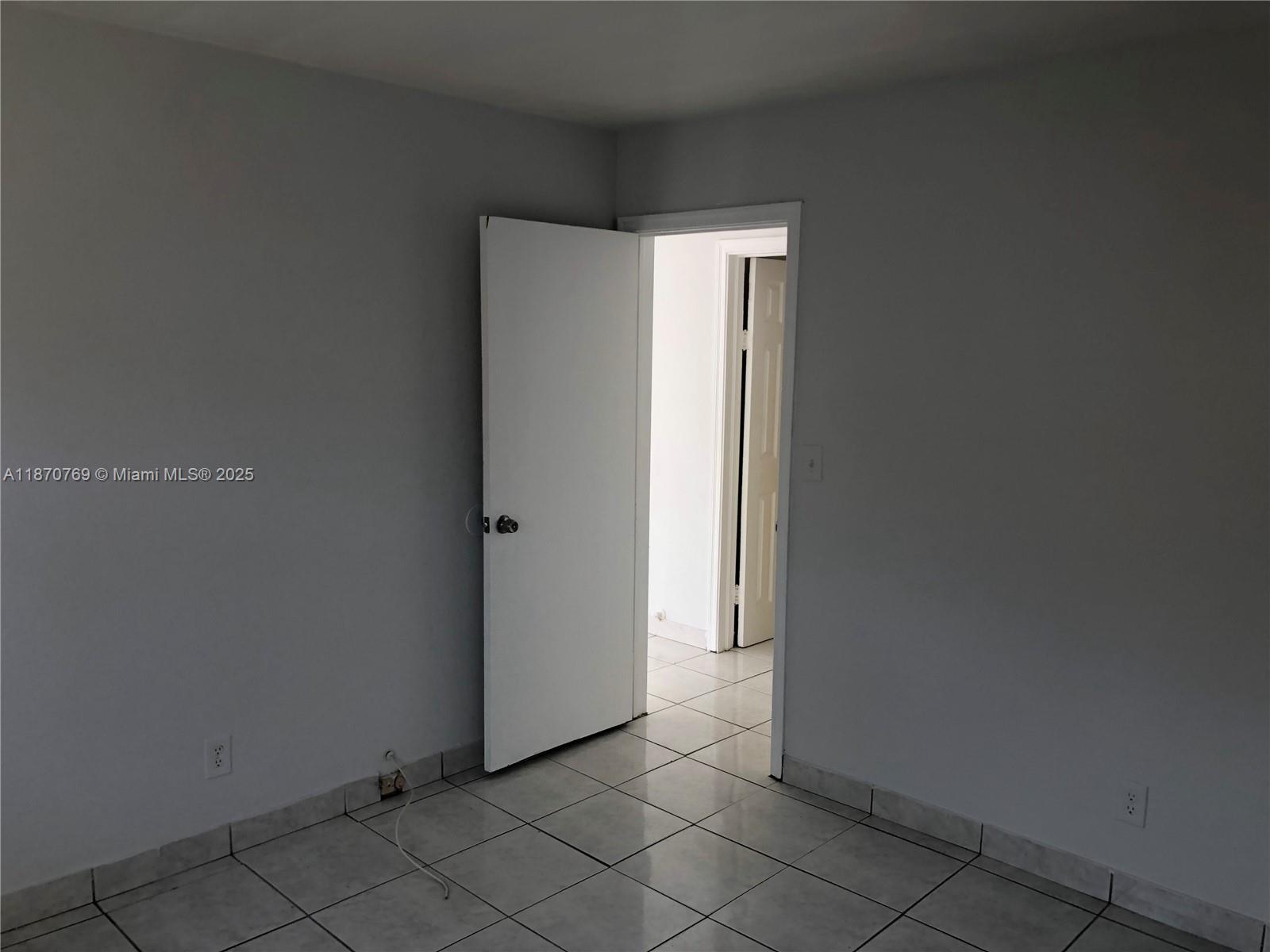 See details / 2028 sq. ft. $ 2025-09-02 0 Photo