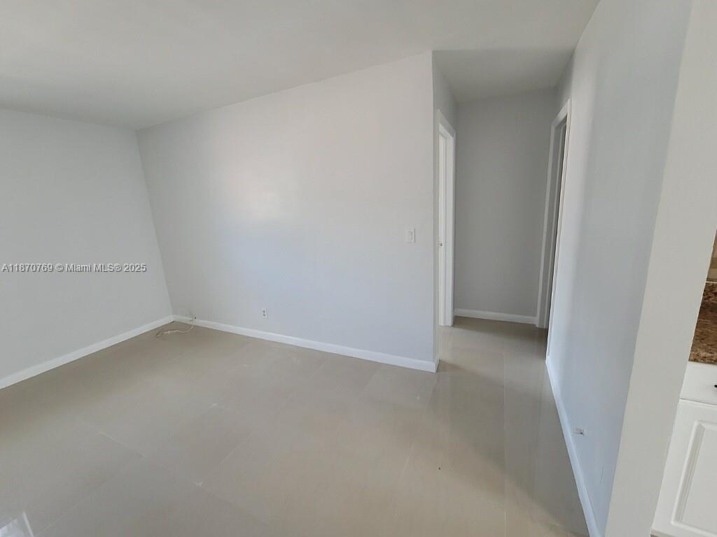 See details / 2028 sq. ft. $ 2025-09-02 0 Photo