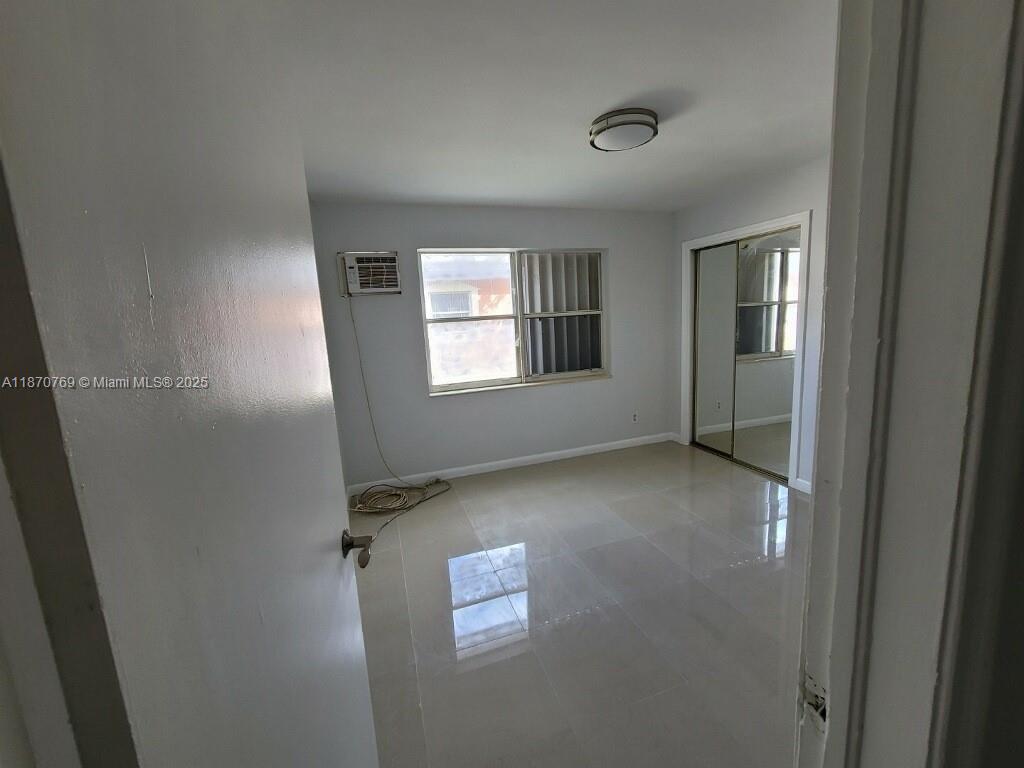 See details / 2028 sq. ft. $ 2025-09-02 0 Photo