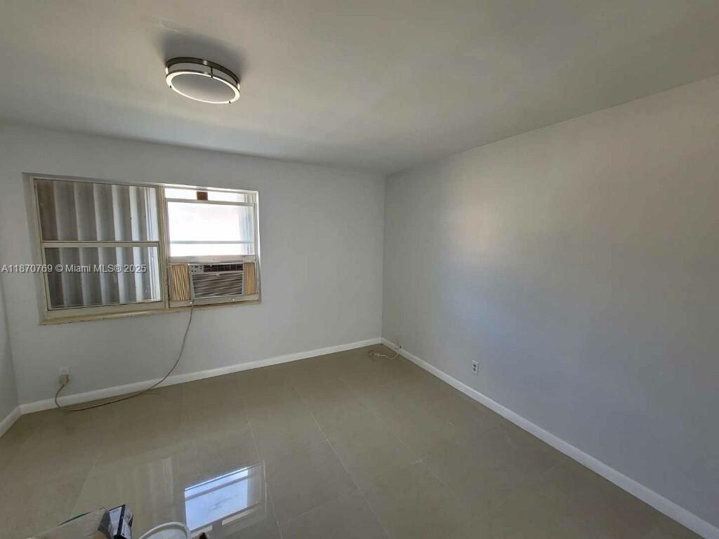 See details / 2028 sq. ft. $ 2025-09-02 0 Photo