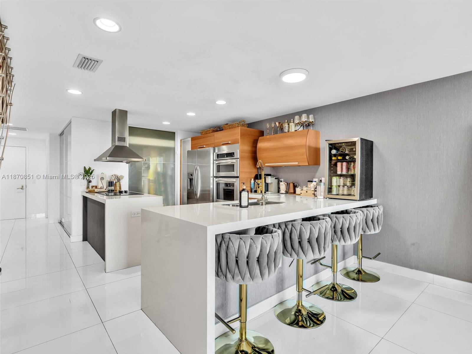 Photo of 2950 188th St  #312, Aventura, Florida, 33180 - 