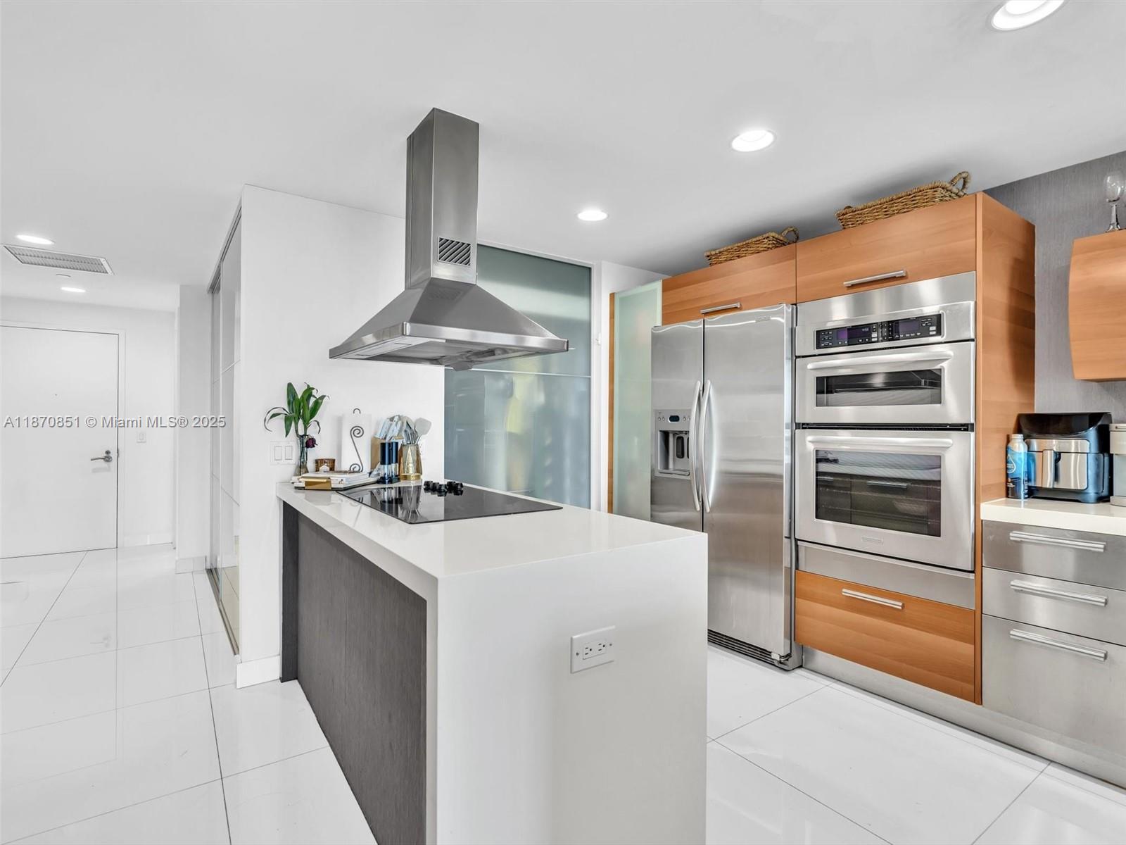 Photo of 2950 188th St  #312, Aventura, Florida, 33180 - 