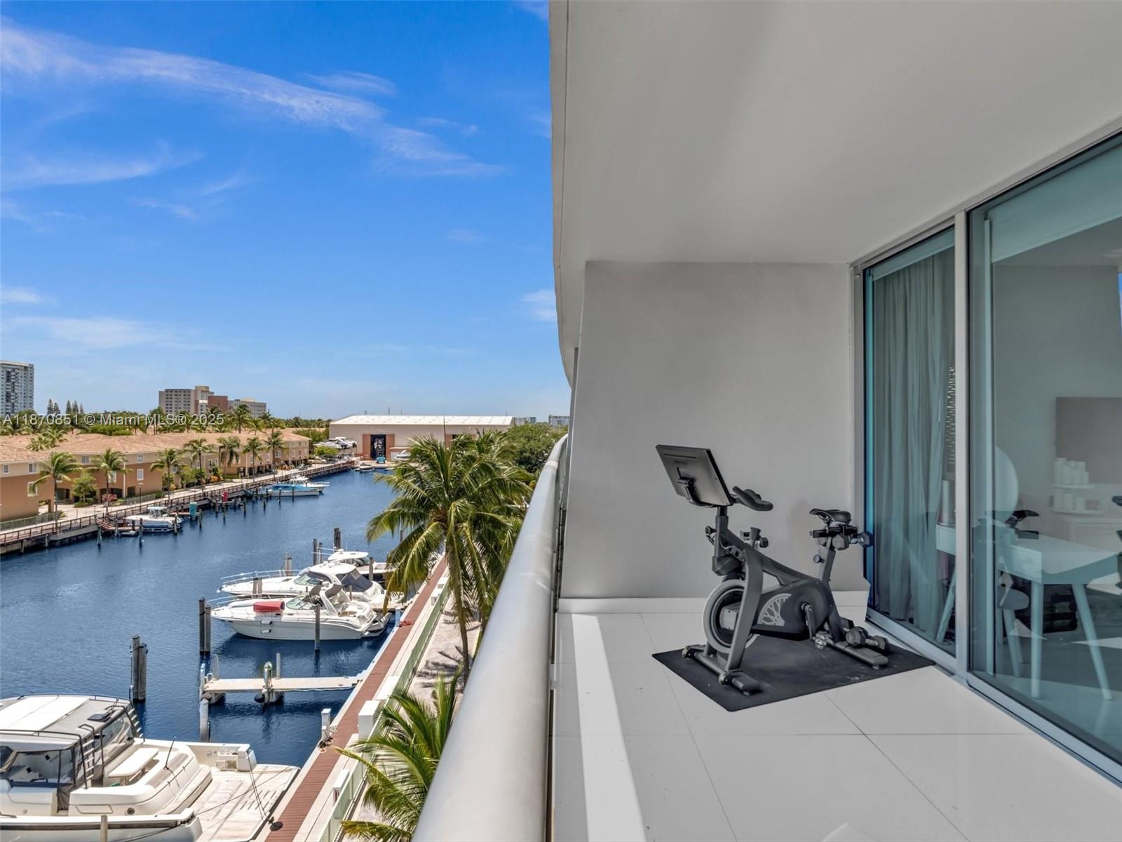 Photo of 2950 188th St  #312, Aventura, Florida, 33180 - 