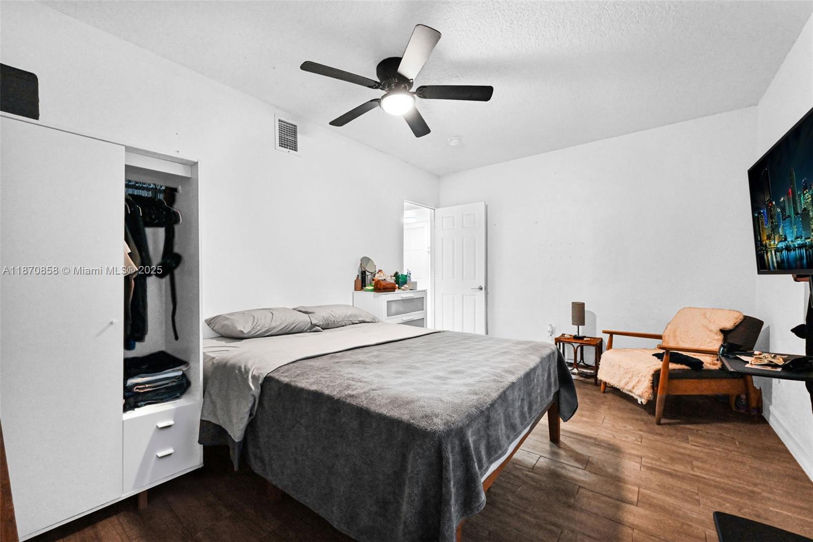   /  3784 sq. ft. $ 2025-09-02 0 Photo