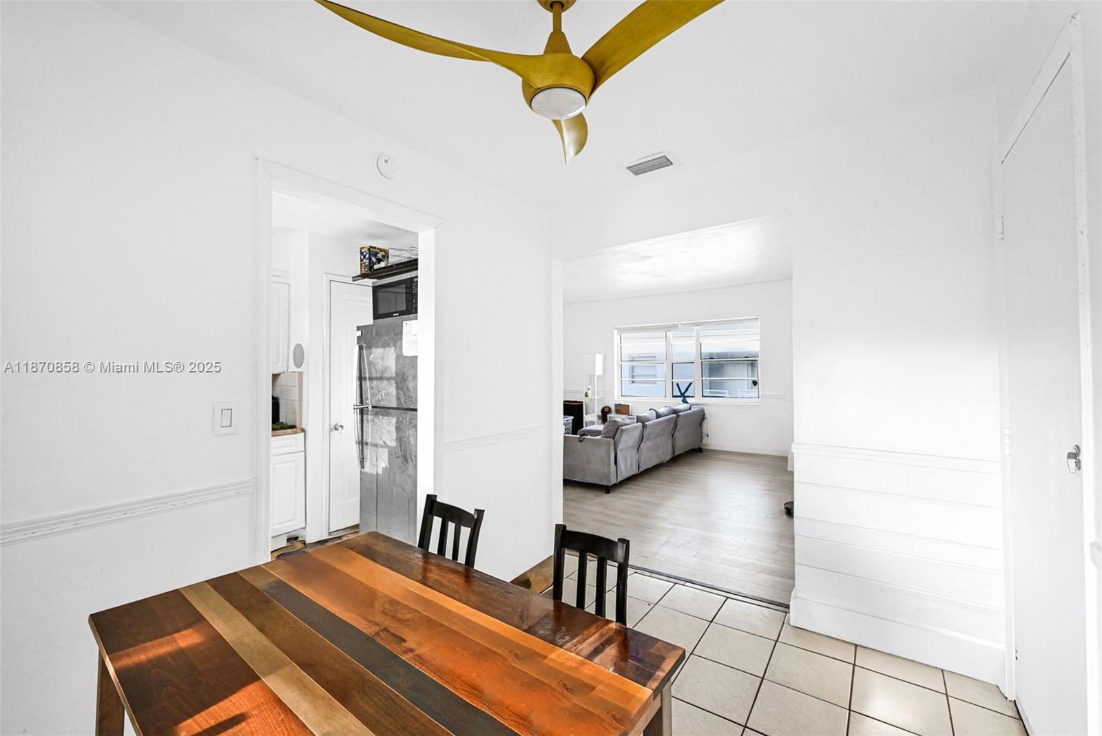   /  3784 sq. ft. $ 2025-09-02 0 Photo