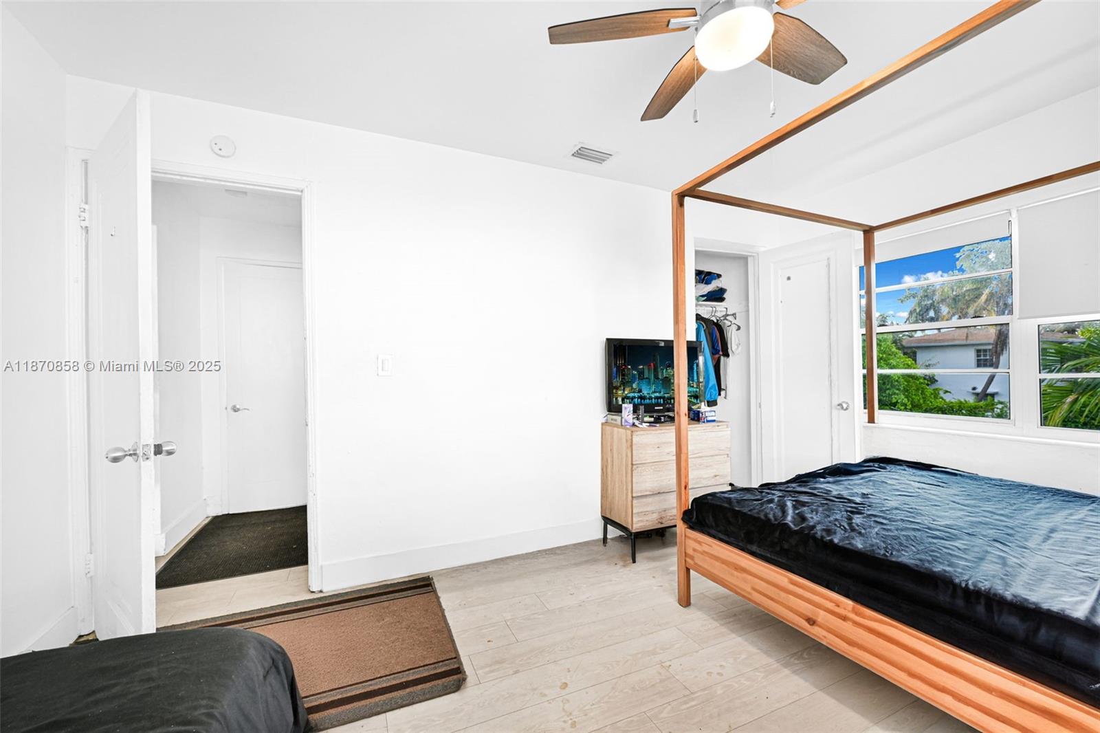   /  3784 sq. ft. $ 2025-09-02 0 Photo