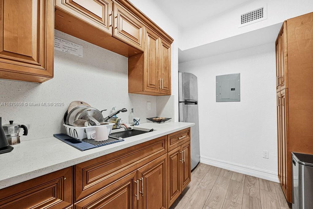   /  3784 sq. ft. $ 2025-09-02 0 Photo